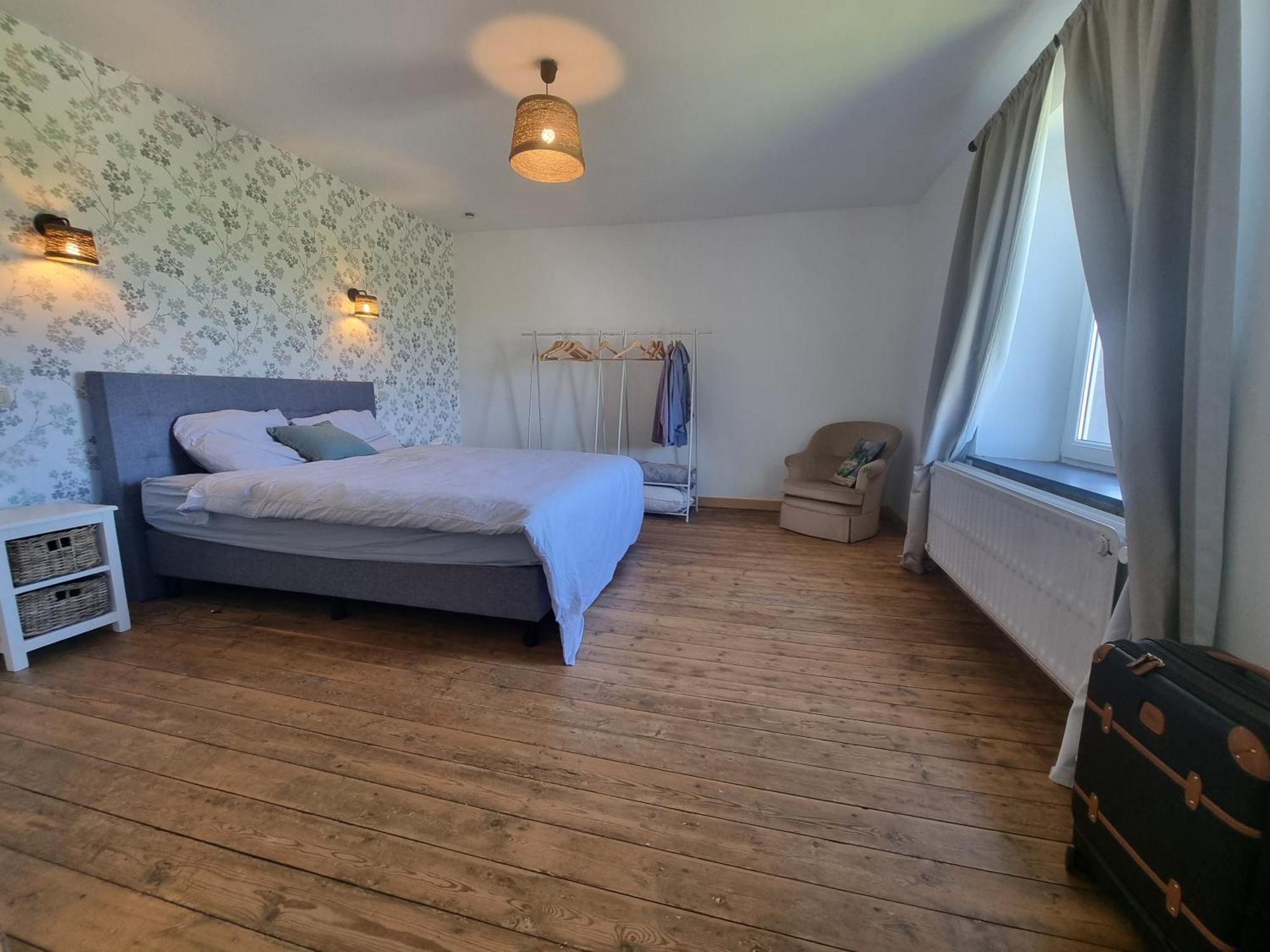 Groot Authentiek En Charmante Woning, 250 Vierkante Meter, Panoramisch Vergezicht, Zonsondergang, Dicht Bij Dinant, Maredsous En Namen Oret Exterior photo